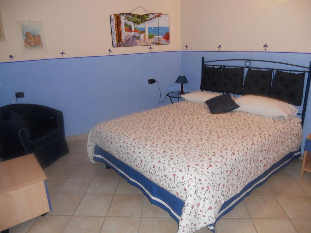 B&B Renzano Bedrooms 살로 외부 사진