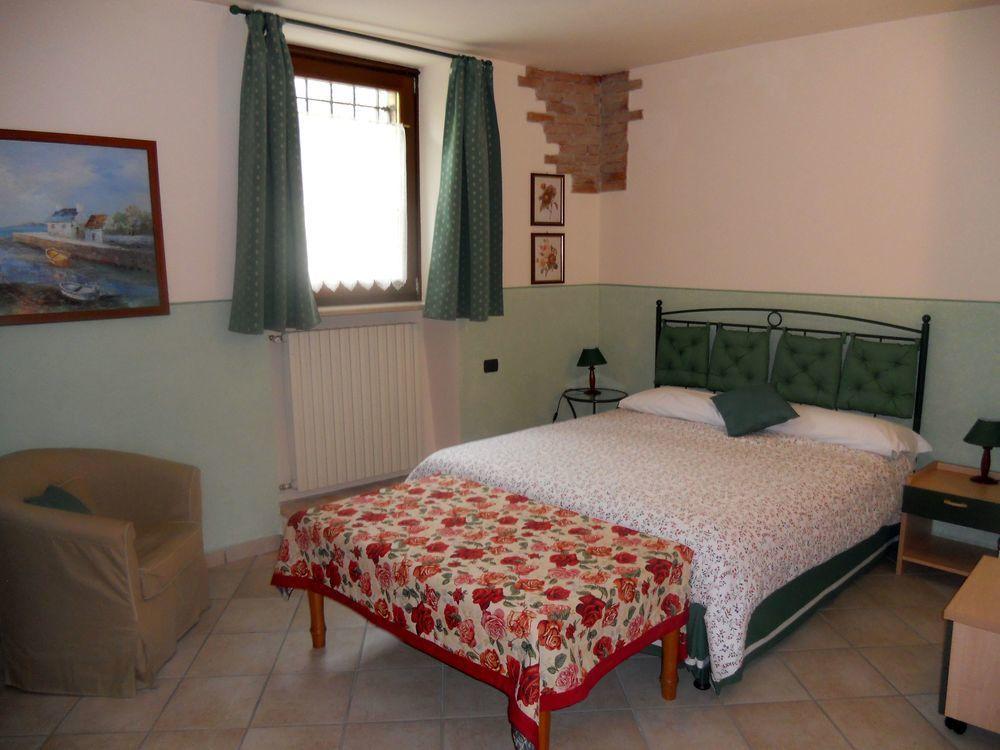 B&B Renzano Bedrooms 살로 외부 사진